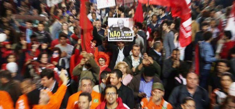  Dia 20 tem povo na rua em defesa da democracia e de Lula