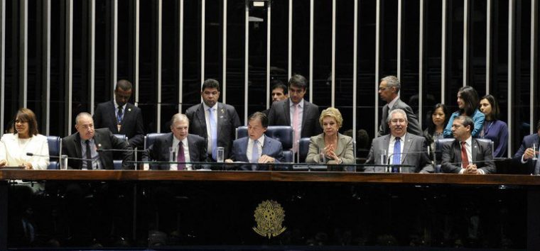  Senado inicia votação da reforma trabalhista (entenda o que muda)