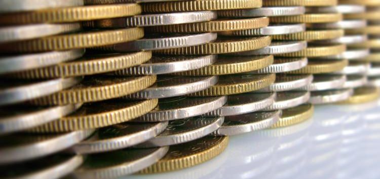 Bancos sobem tarifas bem acima da inflação