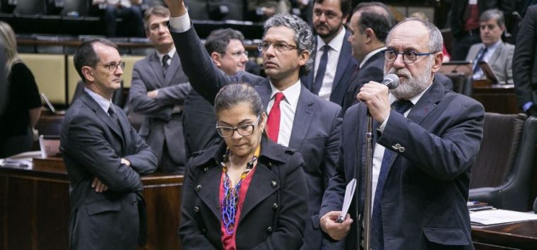  Agenda de Sartori e eleições influenciam Legislativo