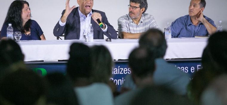  Jessé Souza fala sobre conjuntura e perspectivas futuras no auditório da Fetrafi-RS