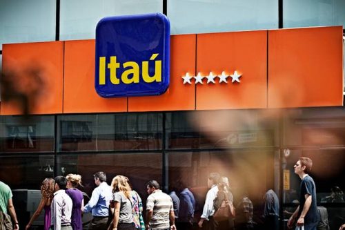 bancos-itau-20121004-03-original8