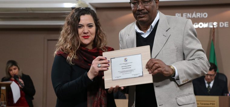  RádioCom recebe título de Instituição Emérita de Pelotas