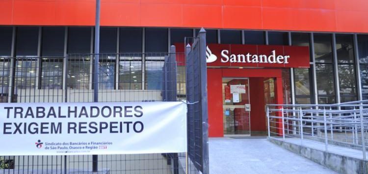  Santander desrespeita acordo coletivo e pagará PLR somente dia 30