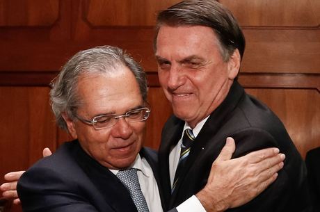  Governo prepara em segredo a privatização do Banco do Brasil