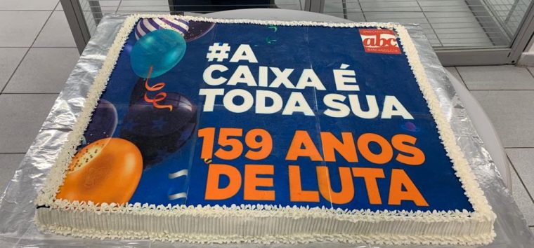  Bancários comemoram aniversário da Caixa com atos em defesa do banco público