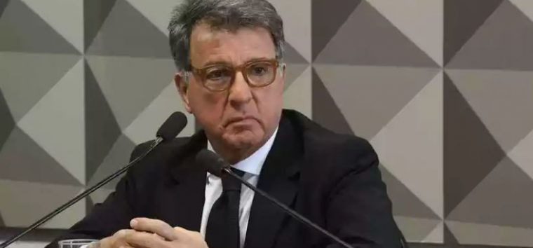  PF adiou operação contra Flávio Bolsonaro para não atrapalhar candidatura do pai, diz empresário