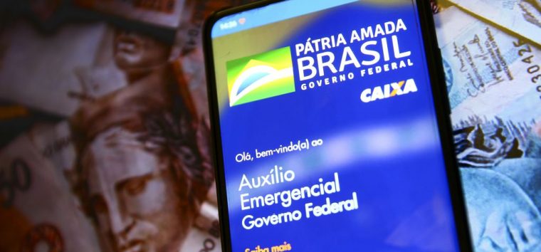  Fim do auxílio emergencial leva 17 milhões de pessoas para abaixo da linha de pobreza