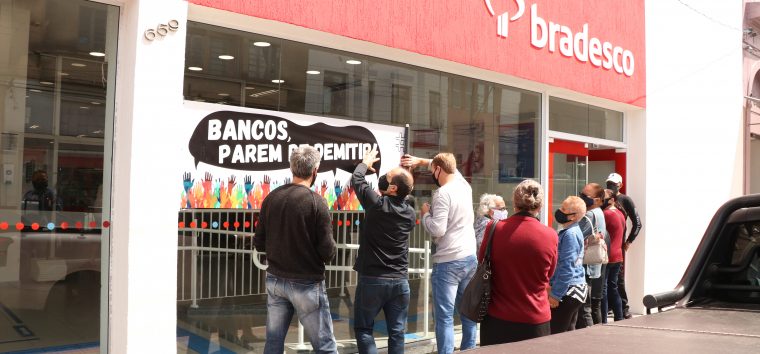  Bradesco demite funcionários mesmo com lucro de quase R$ 13 bi em nove meses