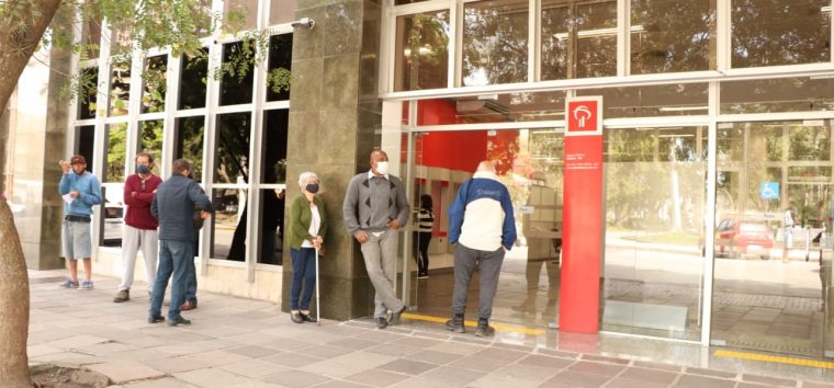  Bancos privados têm aumento de casos de Covid-19 em Pelotas