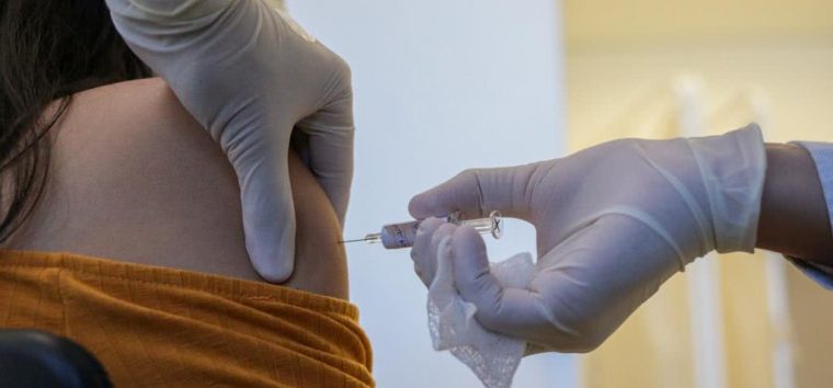  Anvisa autoriza uso emergencial de vacinas contra a covid-19 no Brasil