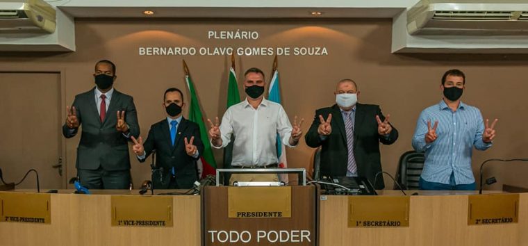  Covid-19 em Pelotas: mais cinco óbitos registrados e  Câmara de Vereadores apresenta surto