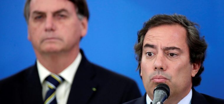  Assédio Sexual: aliado de Bolsonaro, Pedro Guimarães pede demissão após acusações