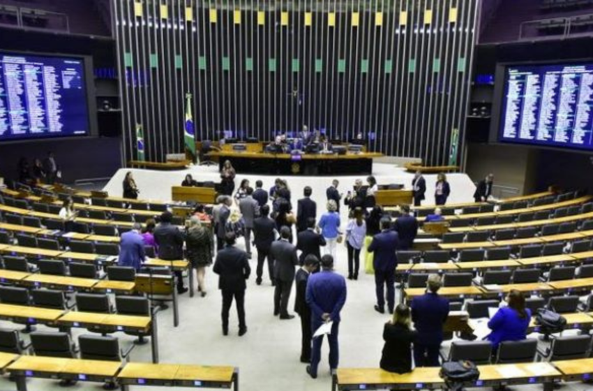  Câmara aprova projeto do Senado que reconhece calamidade pública no RS