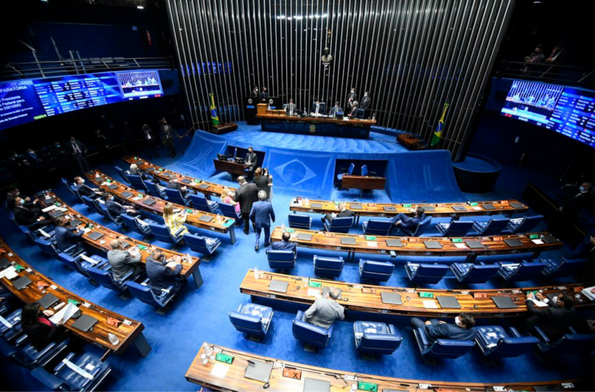  Senado debate adoecimento relacionado ao trabalho nos bancos