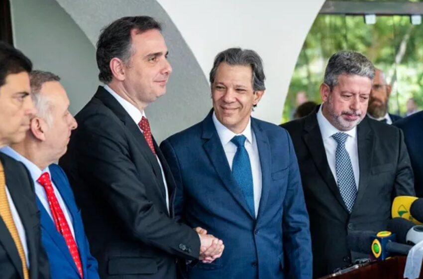  Agência de risco melhora nota do Brasil para BB, após reforma tributária