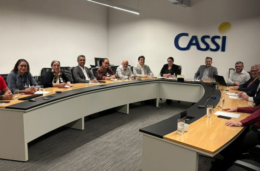  Funcionários do Banco do Brasil entregam reivindicações à Cassi em Brasília