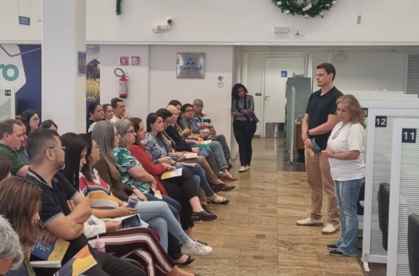  Saúde Mental: Sindicato visita Agência Centro do Banrisul e oferece acolhimento à categoria