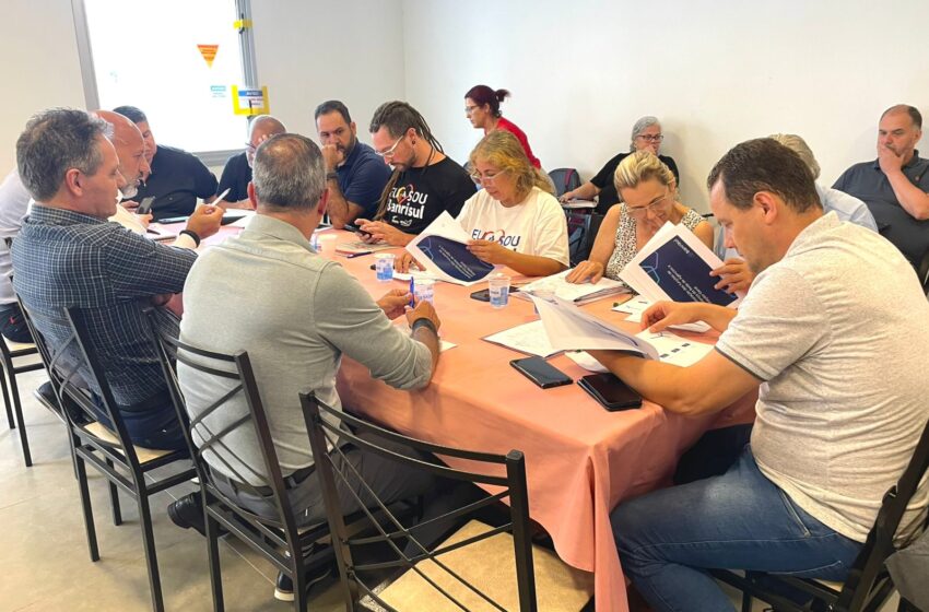  Banrisul propõe reestruturação com redução de jornada e rebaixamento de remunerações