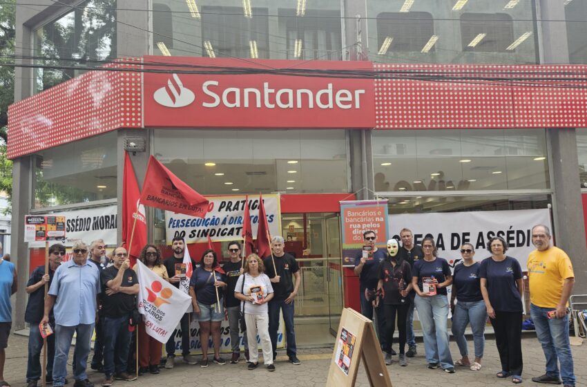  Sindicato participa de ato de repúdio ao Santander no Rio Grande